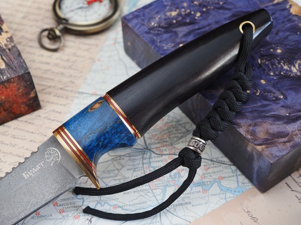 Нож Рыбак, клинок из тигельного булата, рукоять морёный граб, вставка стабилизированная карельская береза