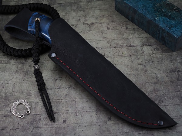 Нож Бобр, клинок из стали Bohler S390, рукоять из стабилизированной карельской березы